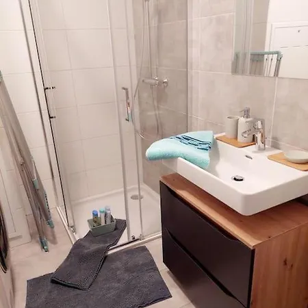Eni-time Mit Jakuzzi Und Sauna דירה *